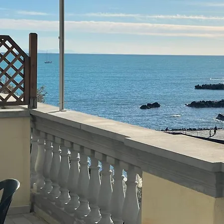 Fiorella Apartament *