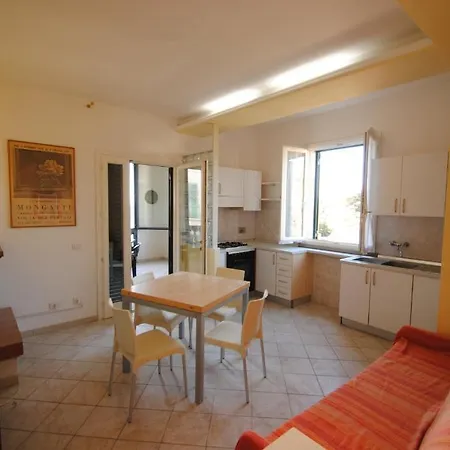 Fiorella Apartament *