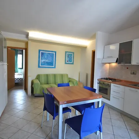 Fiorella Apartament *